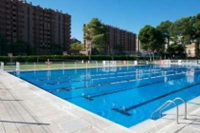 Noticia: APERTURA PISCINA EXTERIOR