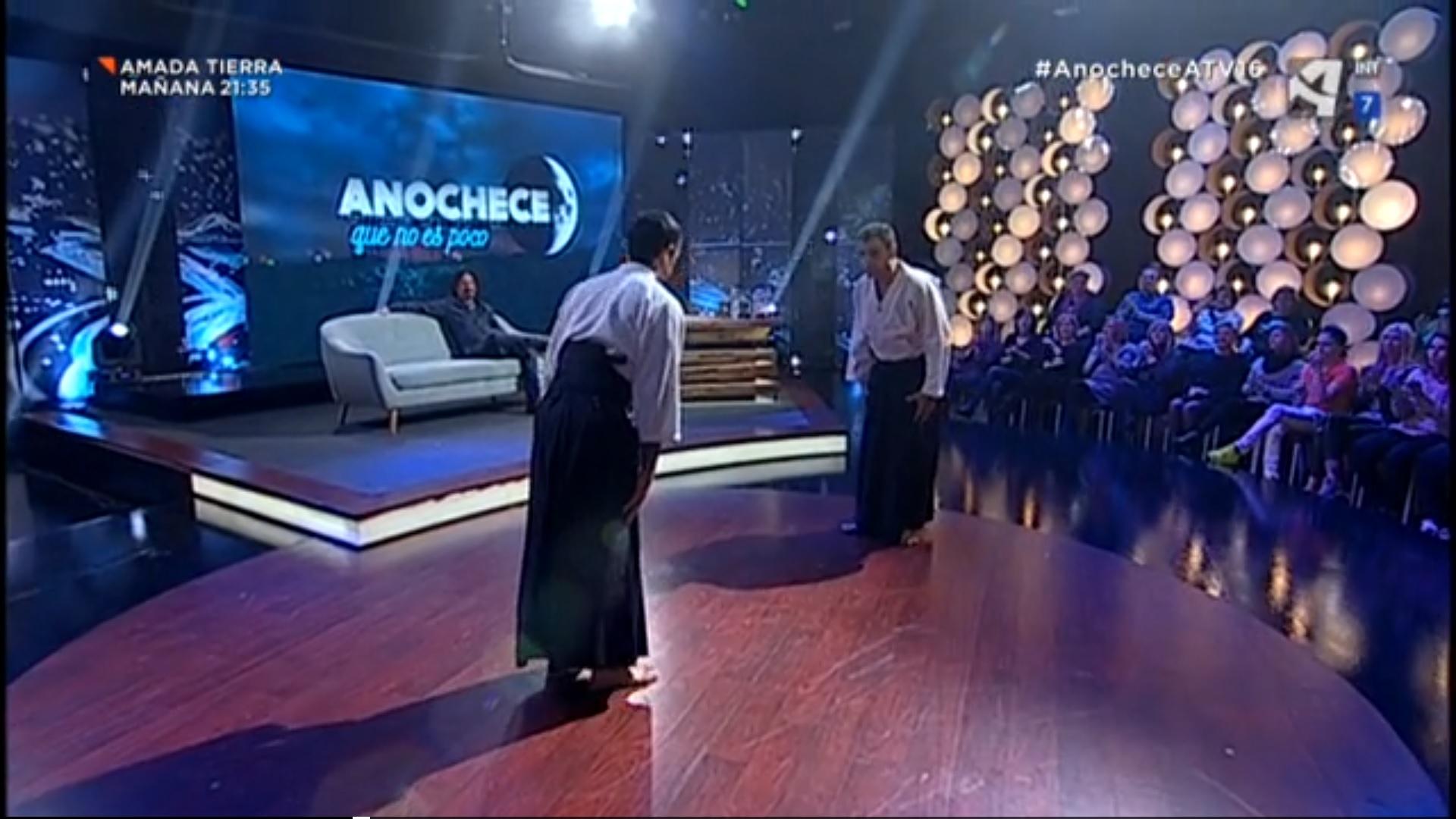 Noticia: ANOCHECE QUE NO ES POCO