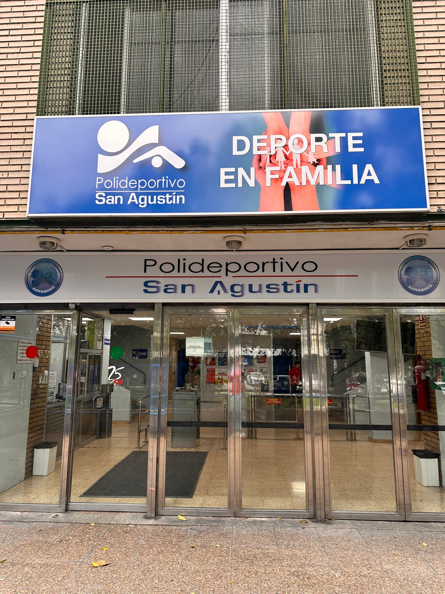PLANTA CALLE. entrada